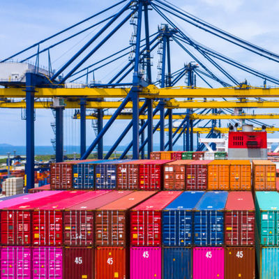 Servicios de transporte marítimo de mercancías